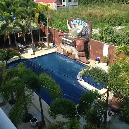 Viking Resort Olongapo Exterior photo