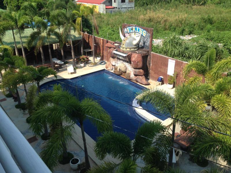 Viking Resort Olongapo Exterior photo